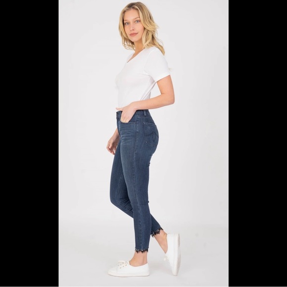 Anthro LEVEL 99 Tanya High Rise Ultra Skinny Denim Jeans In Elegant Lace Trim - Picture 13 of 13